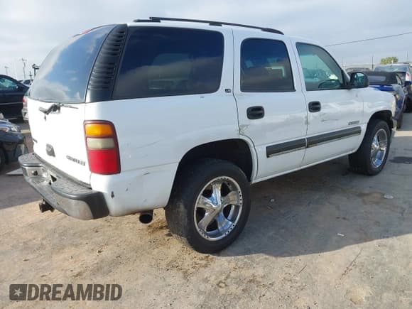 ✅ 2001 Chevrolet Tahoe LS • VIN: 1GNEC13T01R214824 • Лот: 43805618. Опубликован ранее на IAAI с пробегом Не указан. Бесплатный доступ к архиву аукционных продаж из США и подробный отчёт об истории автомобиля на DreamBid. Изображение 4.