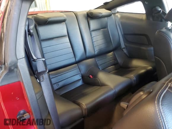 ✅ 2011 Ford Mustang V6 • VIN: 1ZVBP8AMXB5123635 • Lot: 87105185. Listed on Copart with 112,835 mi. Free auction sales archive from the USA and detailed vehicle history report at DreamBid. Image 10.