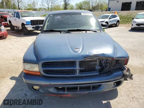 ✅ 2003 Dodge Dakota Sport • VIN: 1D7HL38X23S126579 • Lot: 50951074. Listed on Copart with 237,328 mi miles. Access the free auction sales archive from the USA and view a detailed vehicle history report at DreamBid. Image 5.