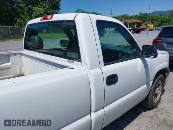 2006 Chevrolet Silverado 1500 Work Truck с VIN 3GCEC14XX6G186452, выставлен на аукционе IAAI как лот 42529718 с пробегом 403 851 миль миль и . История ставок и продаж доступна на DreamBid. Изображение 15.