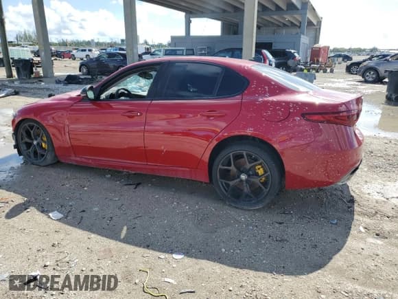 ✅ 2020 Alfa Romeo Giulia • VIN: ZARFAMAN5L7630980 • Lot: 68305375. Listed on Copart with Not provided. Free auction sales archive from the USA and detailed vehicle history report at DreamBid. Image 2.