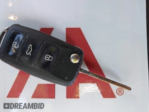 ✅ 2015 Volkswagen Jetta S • VIN: 3VW2K7AJXFM241957 • Lot: 43196355. Listed on IAAI with 162,790 mi. Free auction sales archive from the USA and detailed vehicle history report at DreamBid. Image 11.