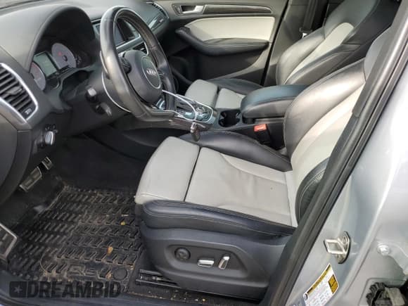 ✅ 2015 Audi SQ5 Premium Plus • VIN: WA1CGAFP8FA119608 • Лот: 75523853. Опубликован ранее на Copart с пробегом 91 171 миль. Бесплатный доступ к архиву аукционных продаж из США и подробный отчёт об истории автомобиля на DreamBid. Изображение 7.