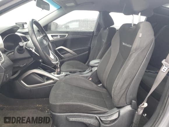 ✅ 2017 Hyundai Veloster Value Edition • VIN: KMHTC6AD9HU305814 • Lot: 43051245. Wystawiony na Copart z przebiegiem 91 974 mil. Bezpłatny archiwum sprzedaży aukcyjnych z USA i szczegółowy raport historii pojazdu na DreamBid. Zdjęcie 7.