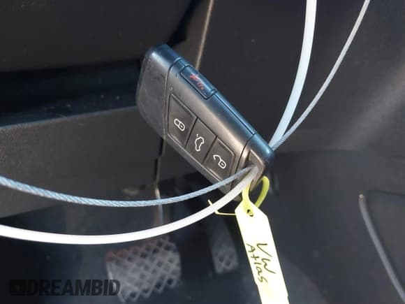 ✅ 2018 Volkswagen Atlas SE • VIN: 1V2CP2CA4JC595720 • Lot: 43625328. Listed on IAAI with 125,209 mi. Free auction sales archive from the USA and detailed vehicle history report at DreamBid. Image 11.