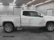 2020 Chevrolet Colorado 4WD LT z VIN 1GCHTCEA7L1180802, wystawiony jako IAAI lot #41488428 z przebiegiem 94 430 mil mil oraz . Historia ofert i sprzedaży dostępna na DreamBid. Obrazek 14.