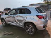 ✅ 2023 Mitsubishi Outlander ES • VIN: JA4ARUAUXPU012964 • Lot: 64581805. Wystawiony na Copart z przebiegiem 17 637 mil. Bezpłatny archiwum sprzedaży aukcyjnych z USA i szczegółowy raport historii pojazdu na DreamBid. Zdjęcie 2.