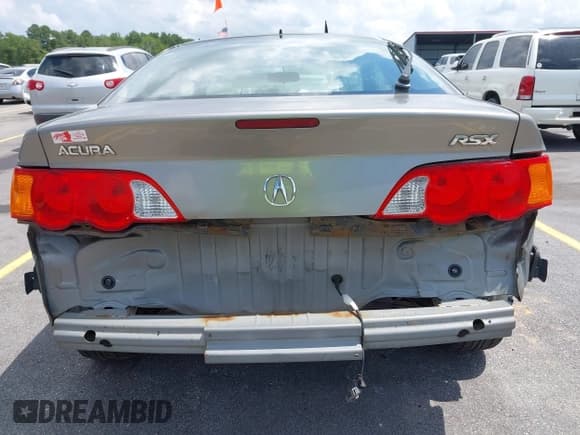 ✅ 2003 Acura RSX • VIN: JH4DC54833C003675 • Лот: 42639646. Опубликован ранее на IAAI с пробегом 176 656 миль. Бесплатный доступ к архиву аукционных продаж из США и подробный отчёт об истории автомобиля на DreamBid. Изображение 15.