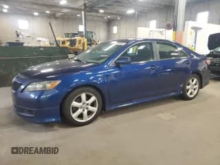 ✅ 2007 Toyota Camry LE • VIN: 4T1BE46K57U088861 • Lot: 71680455. Wystawiony na Copart z przebiegiem 318 546 mil. Bezpłatny archiwum sprzedaży aukcyjnych z USA i szczegółowy raport historii pojazdu na DreamBid. Zdjęcie 1.