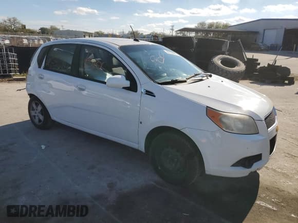 ✅ 2009 Chevrolet Aveo 1LT • VIN: KL1TD66E39B611396 • Lot: 46158445. Wystawiony na Copart z przebiegiem 109 677 mil. Bezpłatny archiwum sprzedaży aukcyjnych z USA i szczegółowy raport historii pojazdu na DreamBid. Zdjęcie 4.