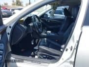 ✅ 2019 Infiniti Q50 Luxe • VIN: JN1EV7AP1KM517673 • Lot: 42555738. Listed on IAAI with 59,135 mi. Free auction sales archive from the USA and detailed vehicle history report at DreamBid. Image 5.