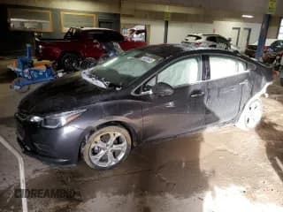 ✅ 2017 Chevrolet Cruze Premier • VIN: 1G1BF5SM2H7185748 • Lot: 39329543. Wystawiony na Copart z przebiegiem 80 590 mil. Bezpłatny archiwum sprzedaży aukcyjnych z USA i szczegółowy raport historii pojazdu na DreamBid. Zdjęcie 1.