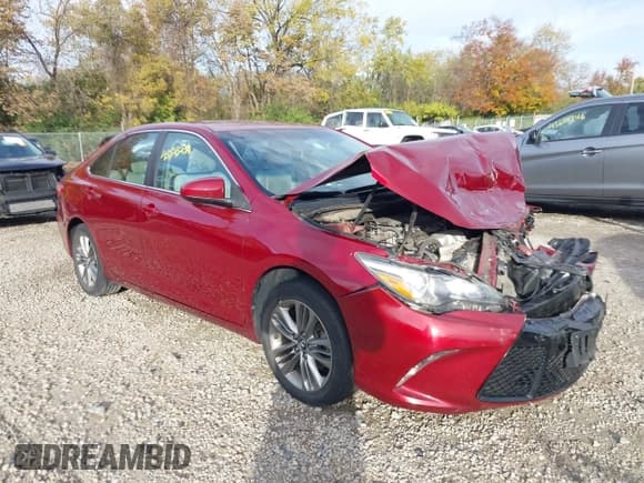 ✅ 2017 Toyota Camry SE • VIN: 4T1BF1FK3HU688906 • Лот: 43585254. Опубликован ранее на IAAI с пробегом 126 700 миль. Бесплатный доступ к архиву аукционных продаж из США и подробный отчёт об истории автомобиля на DreamBid. Изображение 1.