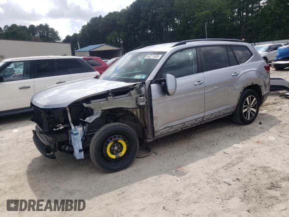 ✅ 2021 Volkswagen Atlas SE • VIN: 1V2LP2CA7MC512107 • Lot: 64211935. Listed on Copart with 73,408 mi. Free auction sales archive from the USA and detailed vehicle history report at DreamBid. Image 1.