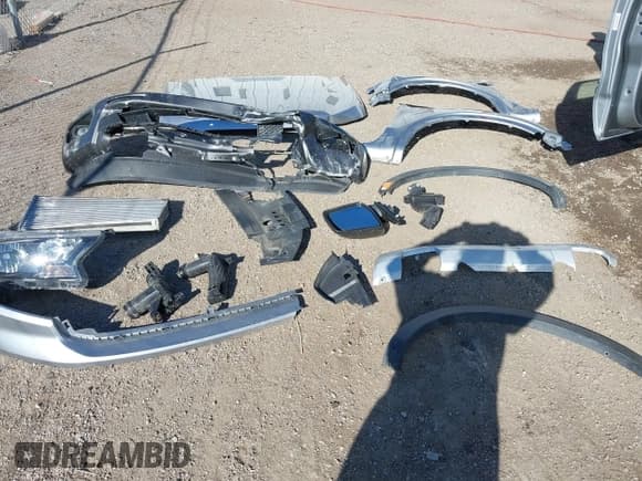 ✅ 2021 Ford Ranger XL • VIN: 1FTER1FH1MLD31396 • Lot: 41291178. Wystawiony na IAAI z przebiegiem 24 450 mil. Bezpłatny archiwum sprzedaży aukcyjnych z USA i szczegółowy raport historii pojazdu na DreamBid. Zdjęcie 12.