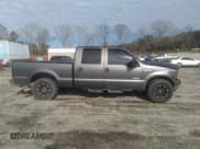 ✅ 2005 Ford F-250 XL • VIN: 1FTSW21565EA07042 • Lot: 41591458. Wystawiony na IAAI z przebiegiem 254 824 mil. Bezpłatny archiwum sprzedaży aukcyjnych z USA i szczegółowy raport historii pojazdu na DreamBid. Zdjęcie 13.