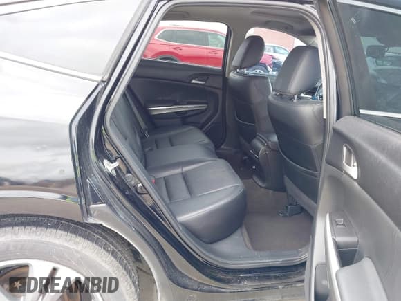 ✅ 2013 Honda Crosstour EX-L • VIN: 5J6TF1H58DL002627 • Lot: 42446329. Listed on IAAI with 221,620 mi. Free auction sales archive from the USA and detailed vehicle history report at DreamBid. Image 8.