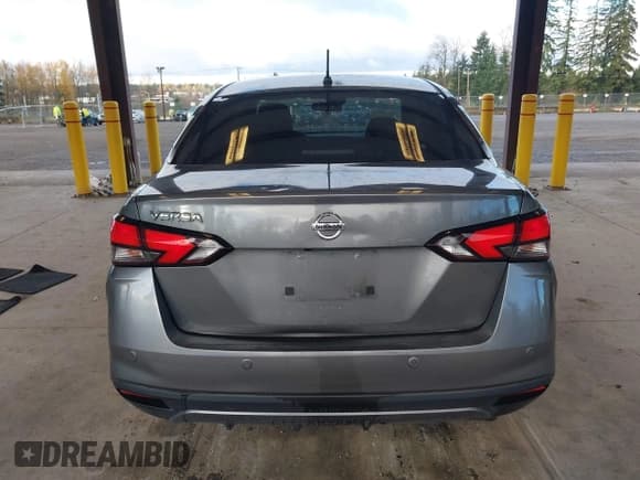 ✅ 2020 Nissan Versa S • VIN: 3N1CN8DV6LL824338 • Lot: 43817019. Listed on IAAI with 86,359 mi. Free auction sales archive from the USA and detailed vehicle history report at DreamBid. Image 16.