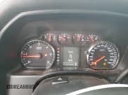 ✅ 2015 Chevrolet Silverado 2500HD Work Truck • VIN: 1GC1KUEG6FF141981 • Лот: 85260834. Опубликован ранее на Copart с пробегом 267 556 миль. Бесплатный доступ к архиву аукционных продаж из США и подробный отчёт об истории автомобиля на DreamBid. Изображение 9.