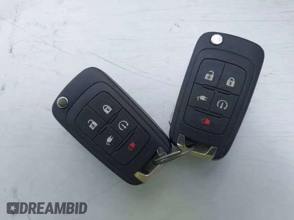 ✅ 2015 Chevrolet Volt • VIN: 1G1RC6E47FU141624 • Lot: 43303865. Wystawiony na IAAI z przebiegiem 38 622 mil. Bezpłatny archiwum sprzedaży aukcyjnych z USA i szczegółowy raport historii pojazdu na DreamBid. Zdjęcie 11.