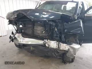 ✅ 2022 Chevrolet Silverado 1500 LT • VIN: 3GCPWCED5NG124441 • Lot: 43349948. Wystawiony na IAAI z przebiegiem 76 262 mil. Bezpłatny archiwum sprzedaży aukcyjnych z USA i szczegółowy raport historii pojazdu na DreamBid. Zdjęcie 6.