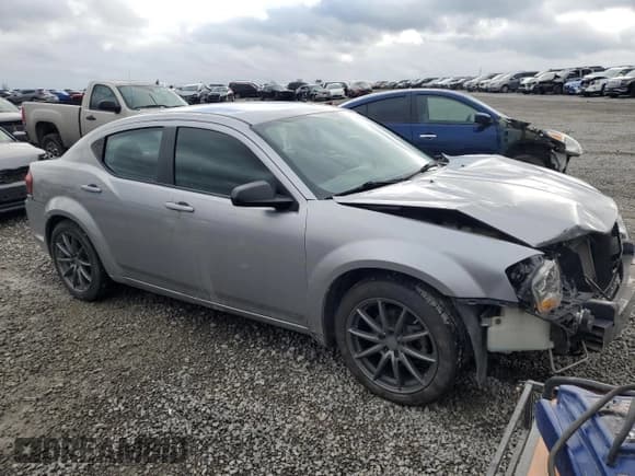 ✅ 2014 Dodge Avenger • VIN: 1C3CDZAB8EN218630 • Lot: 83840364. Wystawiony na Copart z przebiegiem 113 622 mil. Bezpłatny archiwum sprzedaży aukcyjnych z USA i szczegółowy raport historii pojazdu na DreamBid. Zdjęcie 4.