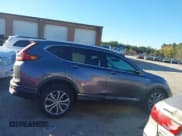 ✅ 2022 Honda CR-V Touring • VIN: 5J6RT6H97NL036952 • Lot: 43475508. Listed on IAAI with 45,472 mi. Free auction sales archive from the USA and detailed vehicle history report at DreamBid. Image 13.