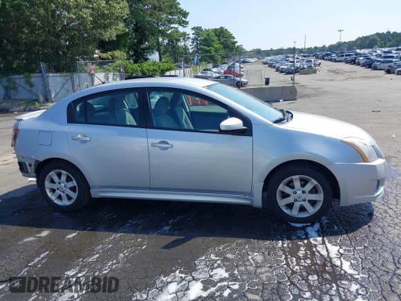 ✅ 2012 Nissan Sentra 2.0 • VIN: 3N1AB6AP9CL642689 • Lot: 43007301. Wystawiony na IAAI z przebiegiem 149 317 mil. Bezpłatny archiwum sprzedaży aukcyjnych z USA i szczegółowy raport historii pojazdu na DreamBid. Zdjęcie 14.