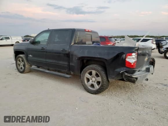 ✅ 2018 Chevrolet Silverado 1500 LT • VIN: 3GCPCREC5JG555892 • Лот: 80944995. Опубликован ранее на Copart с пробегом 78 048 миль. Бесплатный доступ к архиву аукционных продаж из США и подробный отчёт об истории автомобиля на DreamBid. Изображение 2.