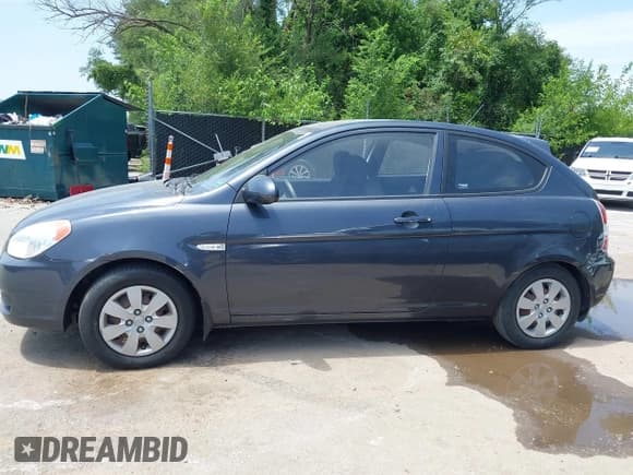 ✅ 2009 Hyundai Accent GS • VIN: KMHCM36C09U125022 • Лот: 42799678. Опубликован ранее на IAAI с пробегом 88 766 миль. Бесплатный доступ к архиву аукционных продаж из США и подробный отчёт об истории автомобиля на DreamBid. Изображение 14.