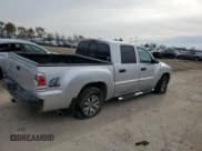 ✅ 2007 Mitsubishi Raider LS • VIN: 1Z7HT28K67S217597 • Лот: 79767304. Опубликован ранее на Copart с пробегом 110 743 миль. Бесплатный доступ к архиву аукционных продаж из США и подробный отчёт об истории автомобиля на DreamBid. Изображение 3.