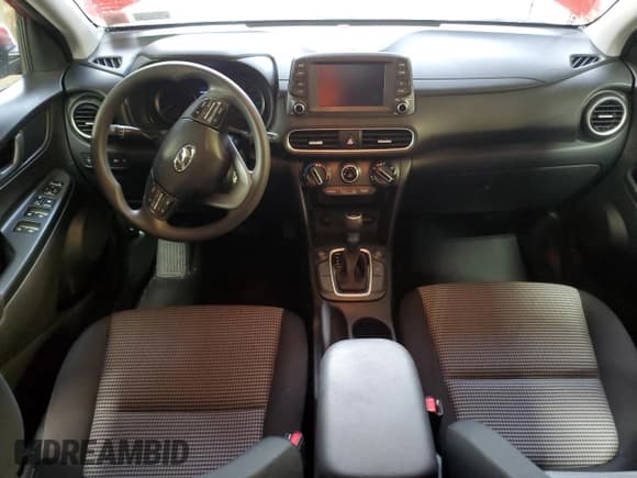 ✅ 2020 Hyundai Kona SE • VIN: KM8K1CAA1LU506198 • Лот: 77652344. Опубликован ранее на Copart с пробегом 47 139 миль. Бесплатный доступ к архиву аукционных продаж из США и подробный отчёт об истории автомобиля на DreamBid. Изображение 8.