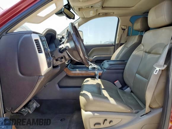 ✅ 2015 GMC Sierra 2500HD SLT • VIN: 1GT12ZE80FF522330 • Lot: 70948265. Wystawiony na Copart z przebiegiem 153 685 mil. Bezpłatny archiwum sprzedaży aukcyjnych z USA i szczegółowy raport historii pojazdu na DreamBid. Zdjęcie 7.