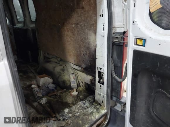 ✅ 2016 Ford Transit Cargo • VIN: 1FTYR1ZM3GKA60048 • Lot: 43660677. Listed on IAAI with Not provided. Free auction sales archive from the USA and detailed vehicle history report at DreamBid. Image 6.