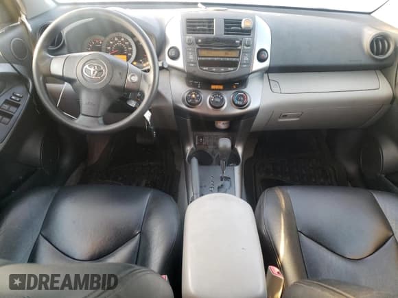 ✅ 2009 Toyota RAV4 • VIN: JTMBF33VX9D018205 • Lot: 78151734. Wystawiony na Copart z przebiegiem 64 954 mil. Bezpłatny archiwum sprzedaży aukcyjnych z USA i szczegółowy raport historii pojazdu na DreamBid. Zdjęcie 8.