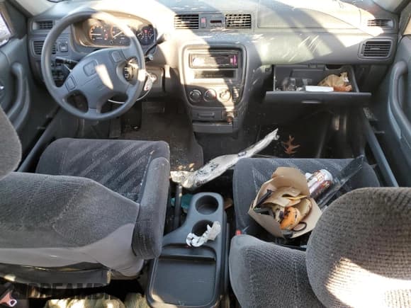 ✅ 1999 Honda CR-V EX • VIN: JHLRD1861XC003429 • Лот: 91070285. Опубликован ранее на Copart с пробегом 195 702 миль. Бесплатный доступ к архиву аукционных продаж из США и подробный отчёт об истории автомобиля на DreamBid. Изображение 8.