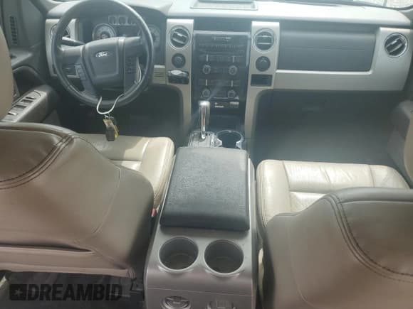 ✅ 2009 Ford F-150 XL • VIN: 1FTPW14V89FA50017 • Lot: 60939735. Listed on Copart with 205,978 mi. Free auction sales archive from the USA and detailed vehicle history report at DreamBid. Image 8.