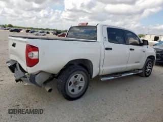 ✅ 2018 Toyota Tundra SR5 • VIN: 5TFEY5F19JX236876 • Lot: 80556545. Listed on Copart with 123,206 mi. Free auction sales archive from the USA and detailed vehicle history report at DreamBid. Image 3.