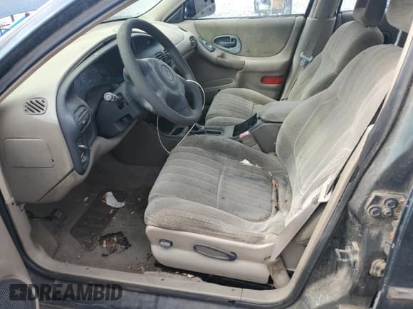 ✅ 2001 Pontiac Grand Prix SE • VIN: 1G2WK52J81F122132 • Лот: 70391945. Опубликован ранее на Copart с пробегом 252 498 миль. Бесплатный доступ к архиву аукционных продаж из США и подробный отчёт об истории автомобиля на DreamBid. Изображение 7.