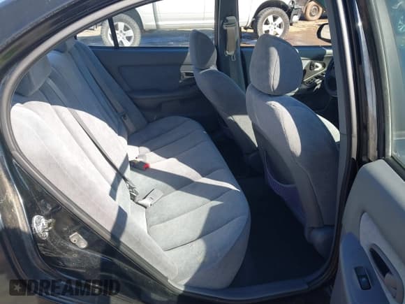 ✅ 2005 Hyundai Elantra GLS • VIN: KMHDN46D75U164782 • Lot: 41747737. Wystawiony na IAAI z przebiegiem 153 306 mil. Bezpłatny archiwum sprzedaży aukcyjnych z USA i szczegółowy raport historii pojazdu na DreamBid. Zdjęcie 8.