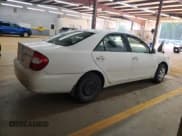 ✅ 2003 Toyota Camry XLE • VIN: 4T1BE32K93U169002 • Лот: 86777565. Опубликован ранее на Copart с пробегом 207 998 миль. Бесплатный доступ к архиву аукционных продаж из США и подробный отчёт об истории автомобиля на DreamBid. Изображение 3.