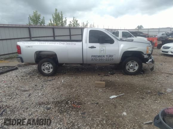 ✅ 2014 Chevrolet Silverado 2500HD Work Truck • VIN: 1GC0KVCGXEF123504 • Lot: 42224449. Listed on IAAI with 134,731 mi. Free auction sales archive from the USA and detailed vehicle history report at DreamBid. Image 13.