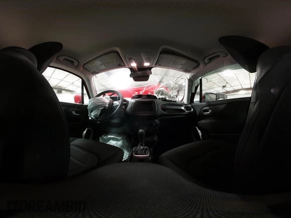 ✅ 2020 Jeep Renegade Latitude • VIN: ZACNJABB3LPL31402 • Lot: 43453707. Listed on IAAI with 52,729 mi. Free auction sales archive from the USA and detailed vehicle history report at DreamBid. Image 20.