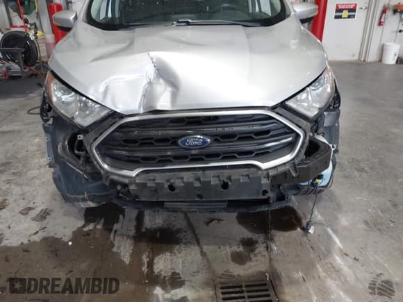 ✅ 2018 Ford EcoSport SE • VIN: MAJ6P1UL0JC232300 • Lot: 42727286. Wystawiony na IAAI z przebiegiem 126 226 mil. Bezpłatny archiwum sprzedaży aukcyjnych z USA i szczegółowy raport historii pojazdu na DreamBid. Zdjęcie 6.