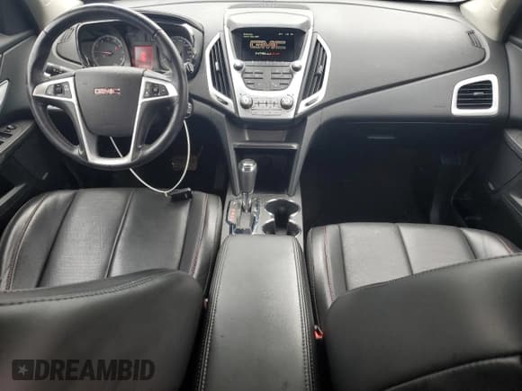 ✅ 2017 GMC Terrain SLT • VIN: 2GKFLPE34H6246134 • Lot: 81996135. Wystawiony na Copart z przebiegiem 71 973 mil. Bezpłatny archiwum sprzedaży aukcyjnych z USA i szczegółowy raport historii pojazdu na DreamBid. Zdjęcie 8.