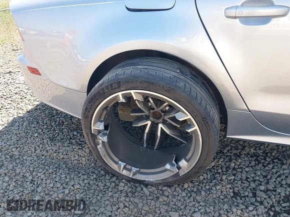 ✅ 2016 Audi A7 Prestige • VIN: WAU2GAFC5GN069837 • Лот: 42406421. Опубликован ранее на IAAI с пробегом 104 820 миль. Бесплатный доступ к архиву аукционных продаж из США и подробный отчёт об истории автомобиля на DreamBid. Изображение 6.