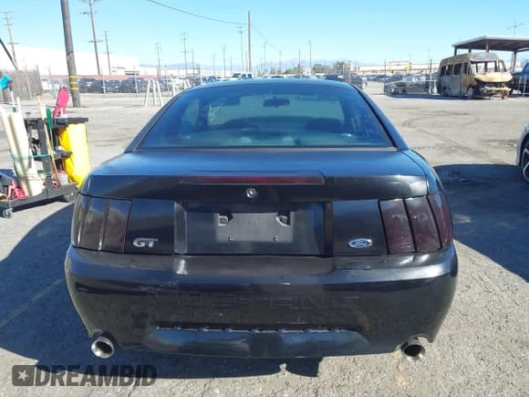 ✅ 2001 Ford Mustang GT Deluxe • VIN: 1FAFP42X41F158269 • Лот: 43804443. Опубликован ранее на IAAI с пробегом 136 530 миль. Бесплатный доступ к архиву аукционных продаж из США и подробный отчёт об истории автомобиля на DreamBid. Изображение 16.