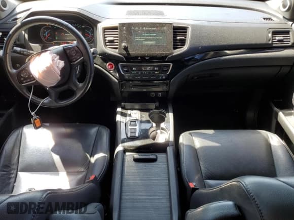 ✅ 2019 Honda Pilot Touring 8-Passenger • VIN: 5FNYF5H90KB043176 • Lot: 71208325. Listed on Copart with 56,580 mi. Free auction sales archive from the USA and detailed vehicle history report at DreamBid. Image 8.