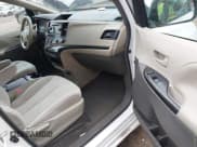 ✅ 2011 Toyota Sienna LE • VIN: 5TDKK3DC5BS030636 • Lot: 43583642. Listed on IAAI with 298,947 mi. Free auction sales archive from the USA and detailed vehicle history report at DreamBid. Image 5.