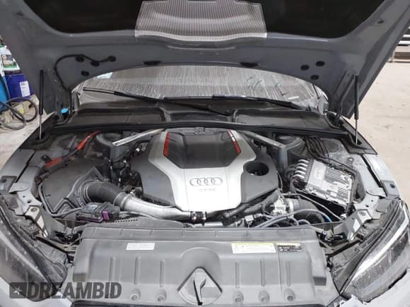 ✅ 2019 Audi RS 5 Sportback • VIN: WUABWCF59KA900990 • Lot: 43105092. Listed on IAAI with 71,658 mi. Free auction sales archive from the USA and detailed vehicle history report at DreamBid. Image 10.